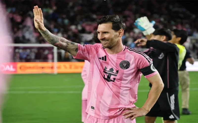 مبارزة ميسي وهالاند تشعل الصدام بين فونت ولابورتا بانتخابات رئاسة برشلونة